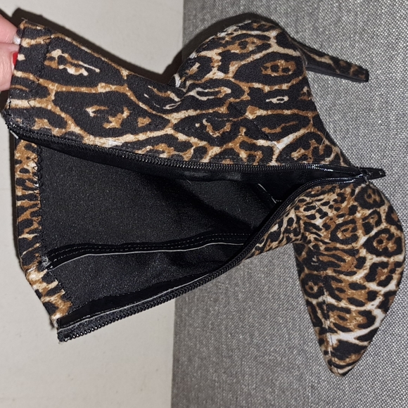 SoME zip-up leopard 4"heel sz 8 boots. Brand new, never worn! Fits like a glove - Picture 8 of 8